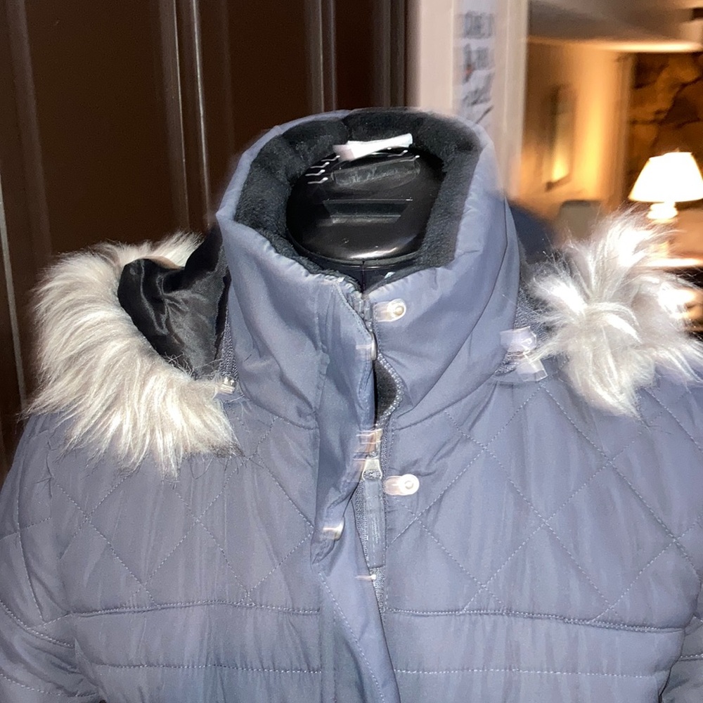 Womens winter coat - Picture 3 of 6